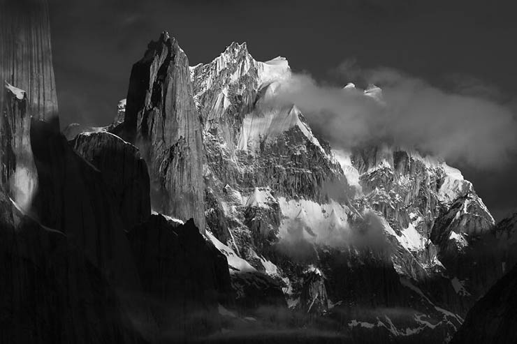 5. Điểm cao nhất ở Tháp Trango là The Great Trango, cao 6,286m so với mực nước biển, có độ rơi gần như thẳng đứng.
