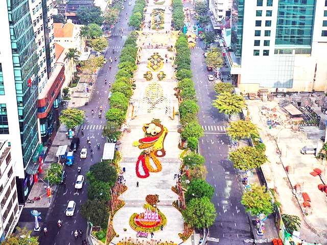 Tin tức trong ngày - Toàn cảnh đường hoa Nguyễn Huệ 2022 trước "giờ G"