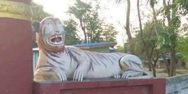 Năm mới sắp đến rồi, phải tươi vui lên chứ.
