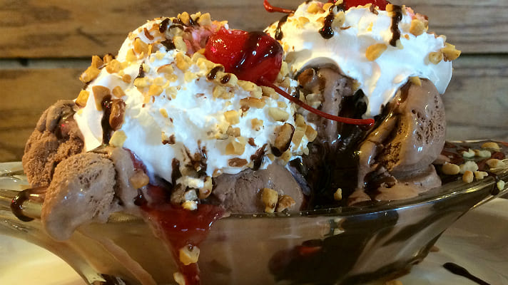 Có gì trong cốc kem giá siêu khủng, bằng tiền cả một ngôi nhà - 3