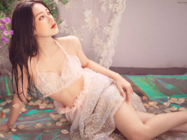 Bạn trẻ - Cuộc sống - Ngẩn ngơ trước vẻ đẹp mỏng manh, sương khói của "nàng thơ Đà Lạt"