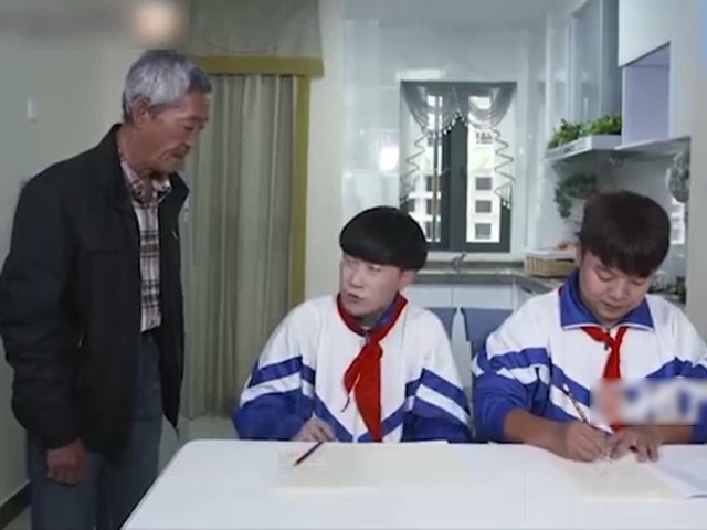 Cười 24H - "Chữ viết ảnh hưởng đến tương lai" quả là không bao giờ sai