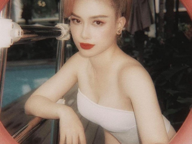 Làm đẹp - Cô giáo thanh nhạc Hà Nội đẹp như minh tinh màn bạc, dáng chuẩn Sline