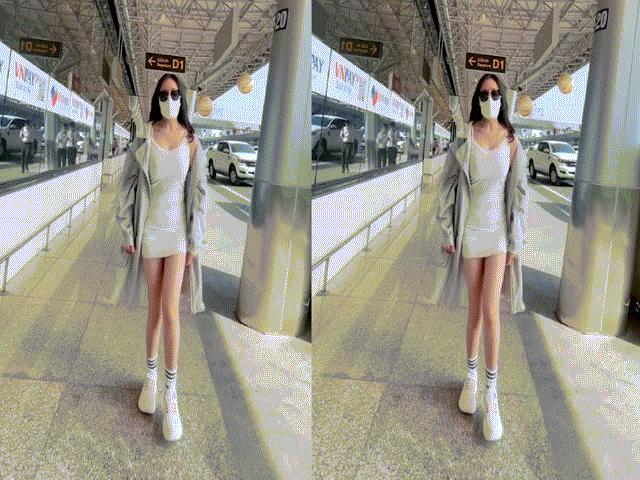 Đời sống Showbiz - Về quê đón Tết, "Thánh nữ" xứ Nghệ diện đồ gợi cảm ở sân bay khiến nam giới ngoái nhìn