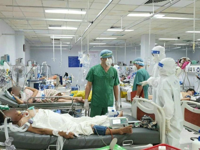 Tin tức trong ngày - Những ngày cuối năm nơi tuyến đầu của những "thiên thần áo trắng"