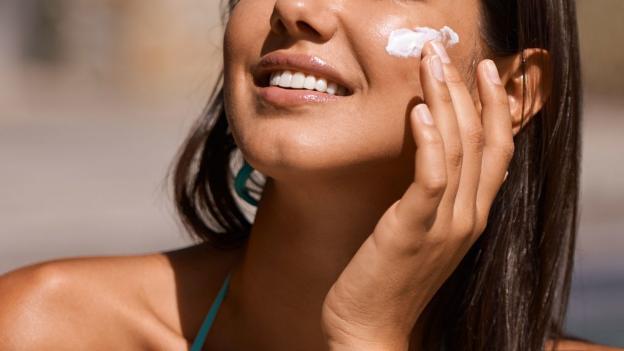 Các chuyên gia không bao giờ ủng hộ việc bỏ qua kem chống nắng.