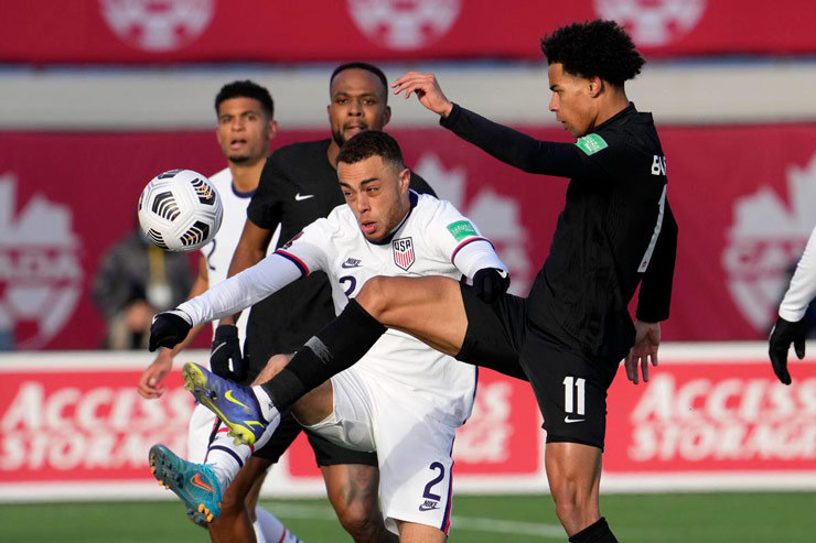 Mỹ bất ngờ thua Canada