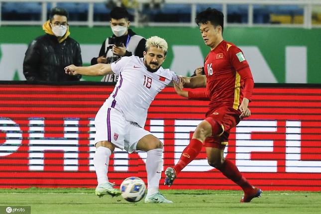 Cầu thủ nhập tịch không phải giải pháp cho bóng đá Trung Quốc. (Ảnh: Sohu)