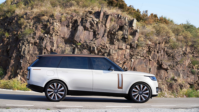 Range Rover Việt Nam bắt đầu nhận cọc dòng xe SV LWB có giá bán hơn 23 tỷ đồng - 4