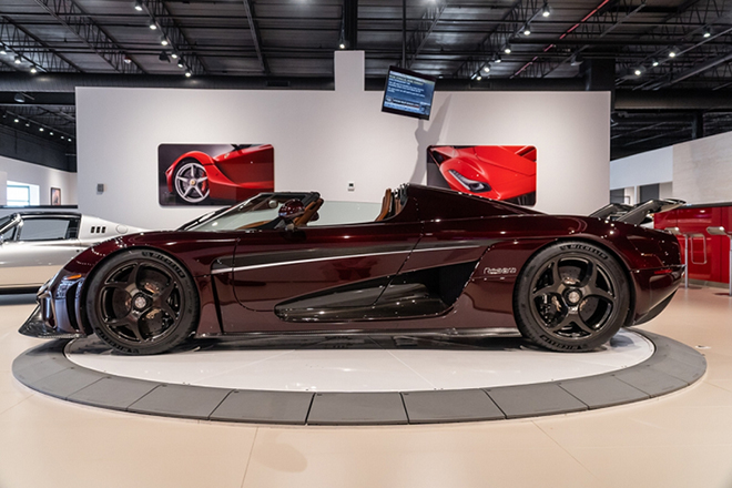 Siêu xe trăm tỷ Koenigsegg Regera lần đầu "lên sóng" cùng chủ nhân - 14