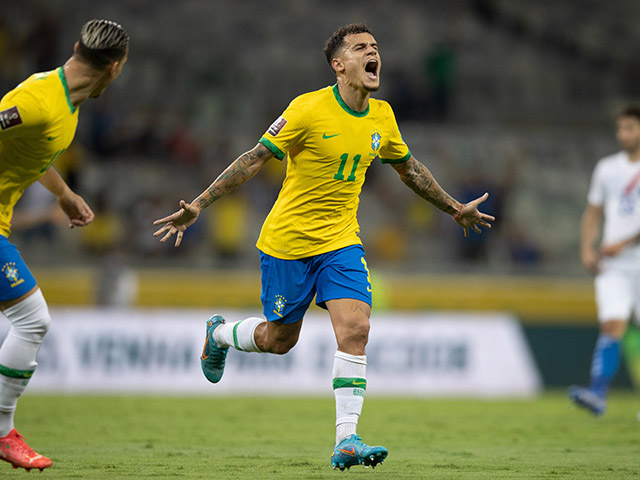 Bóng đá - Video bóng đá Brazil - Paraguay: Siêu phẩm Coutinho, vùi dập 4 bàn (vòng loại World Cup)