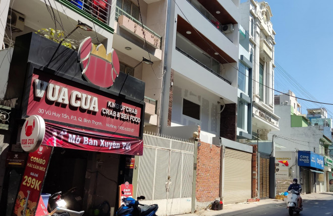 3/5 nhà hàng Vua Cua mở bán xuyên Tết