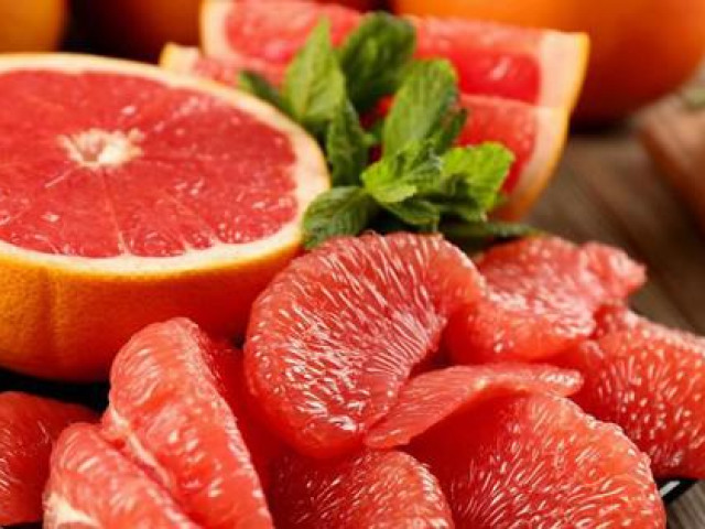 Sức khỏe đời sống - Những điều "đại kỵ" khi ăn bưởi, có thể biến chứng chết người