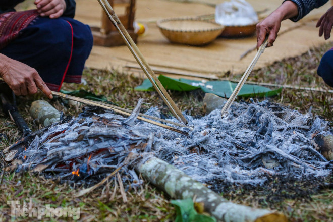 Đặc sắc nghi thức 'cúng vợt sợi bông' của đồng bào Ba Na - 2