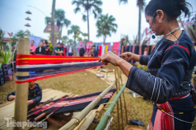 Đặc sắc nghi thức 'cúng vợt sợi bông' của đồng bào Ba Na - 12