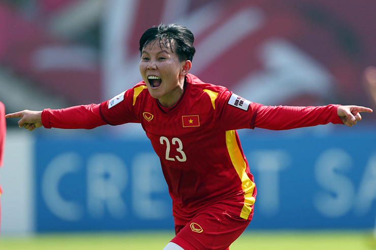 Nghẹn ngào người hùng ĐT nữ Việt Nam: &#34;Mẹ ơi, con được đi World Cup rồi!&#34; - 1