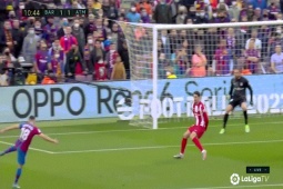 Video bóng đá Barcelona - Atletico: Điên rồ 6 bàn & 2 thẻ đỏ, dấu...