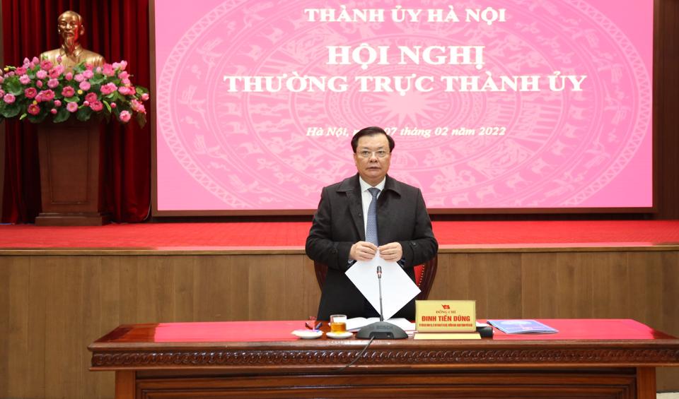 Bí thư Thành uỷ Hà Nội Đinh Tiến Dũng phát biểu tại hội nghị.