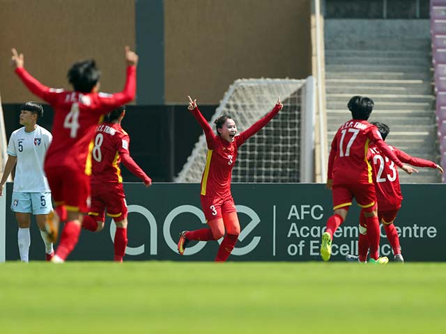 Bóng đá - AFC đăng tải khoảnh khắc xúc động của đội tuyển nữ Việt Nam sau chiến tích lịch sử