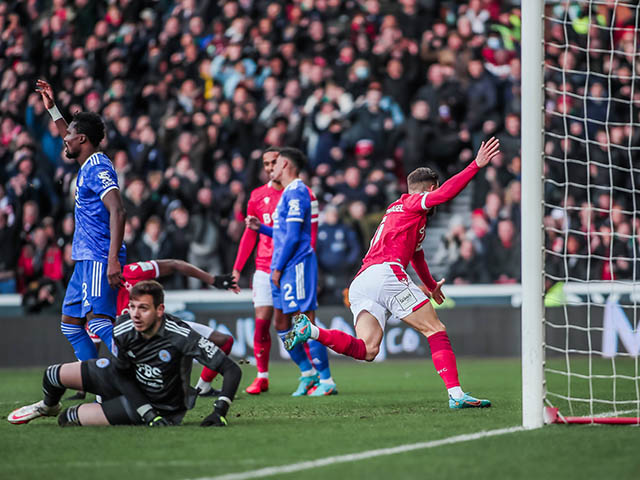 Bóng đá - Kết quả bóng đá Nottingham - Leicester: Bùng nổ 10 phút 3 bàn, gục ngã choáng váng (Vòng 4 FA Cup)