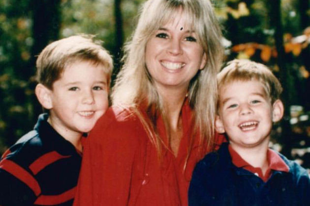 Bí mật của luật sư ngoại tình với vũ nữ khỏa thân: Cuộc hôn nhân mơ ước