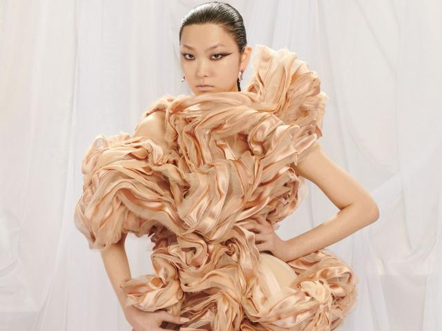 Thời trang - Jean Paul Gaultier tiếp nối phong cách độc lạ của Gaultier với bộ sưu tập Xuân/Hè 2022