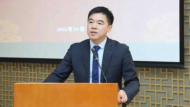 Nhờ số tiền này, mô hình luyện thi công chức của Lý Vĩnh Tân đã ra đời. Công ty&nbsp;&nbsp;Offcn Education thành lập năm 2003.
