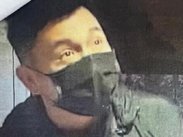 Pháp luật - Công an truy tìm đối tượng vờ mua vàng, cầm 17 chỉ bỏ chạy