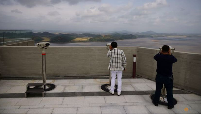 Một đài quan sát ở khu vực biên giới giữa Hàn Quốc và Triều Tiên. (Ảnh: Reuters)