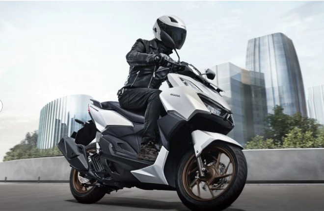 Honda Click 160 và Yamaha Aerox 155: Cuộc “thư hùng” khốc liệt - 7