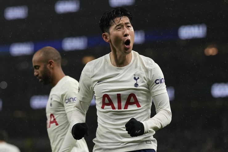 Son Heung Min ghi bàn nhưng không thể giúp Tottenham tránh khỏi thất bại