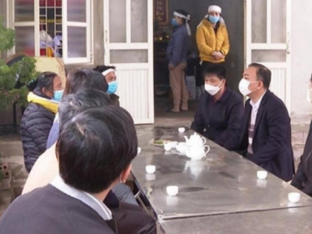 Tin tức trong ngày - Đốt than trong phòng ngủ, chồng tử vong, vợ nguy kịch