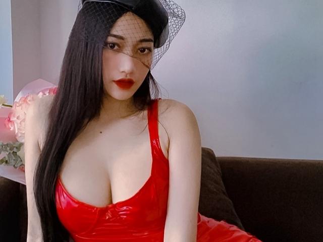 Làm đẹp - 9x Quảng Ninh nói về tin đồn "đập đi xây lại", khẳng định vòng 1 đẹp tự nhiên