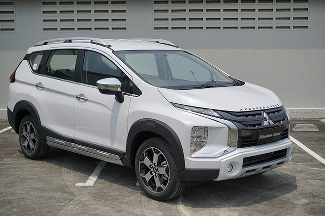 Giá xe Mitsubishi Xpander Cross tháng 2/2022, hỗ trợ 50% LPTB và quà tặng - 3