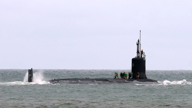 Vũ khí chủ lực của các tàu ngầm hạt nhân lớp Virginia là tên lửa hành trình Tomahawk.
