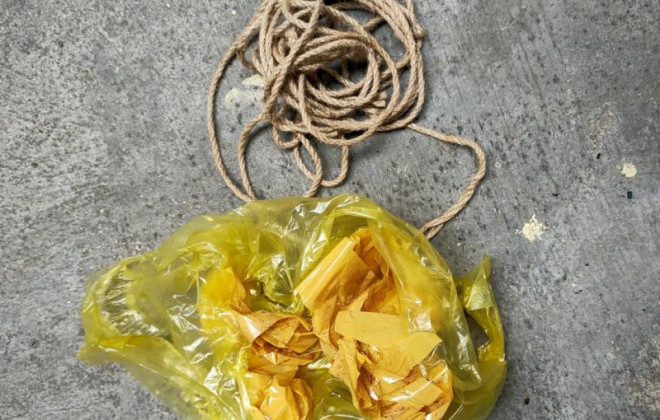 Dây thừng và băng keo&nbsp;đã&nbsp;được thu giữ.