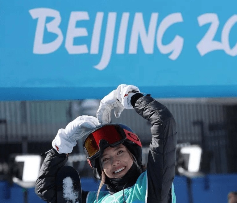 Bí quyết nuôi dạy của người mẹ có con gái đạt huy chương vàng Olympic Bắc Kinh - 1