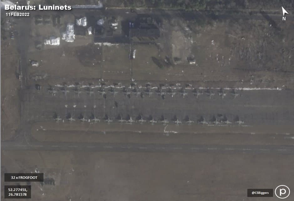 32 chiếc Su-25 mới được Nga đưa tới Belarus.