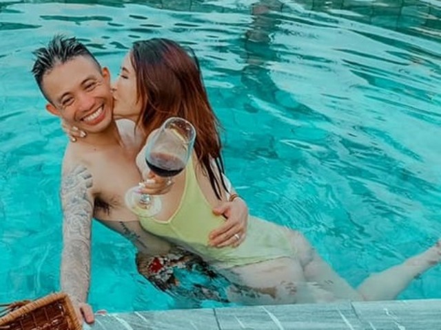 Đời sống Showbiz - Đại gia Minh Nhựa tặng "quà khủng" cho vợ nhân ngày Valentine