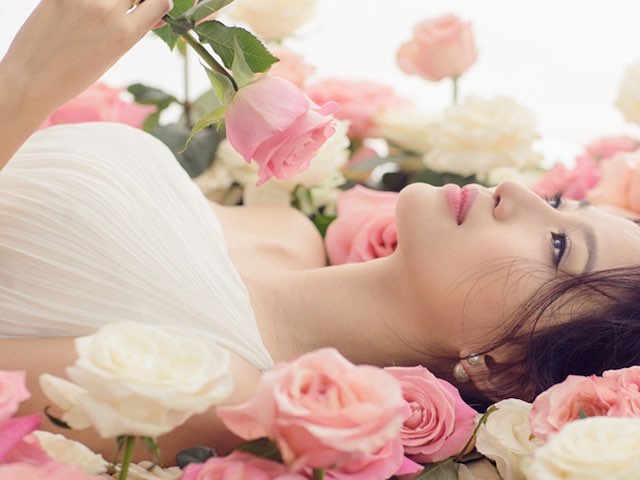 Công nghệ thông tin - Lễ tình nhân Valentine - 14/2: Socola, hoa hồng "lên ngôi" trên Google Trends