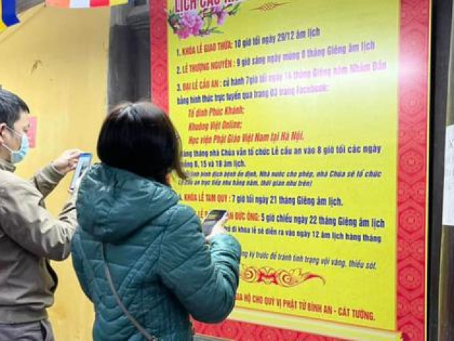 Thị trường - Tiêu dùng - Nhộn nhịp các khóa lễ giải hạn đầu năm với nhiều mức ''giá''