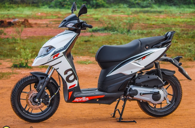 2022 Aprilia SR160 nhìn “nghịch tướng”, sánh cạnh Honda Vario 160 - 9