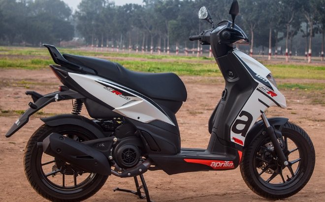 2022 Aprilia SR160 nhìn “nghịch tướng”, sánh cạnh Honda Vario 160 - 3