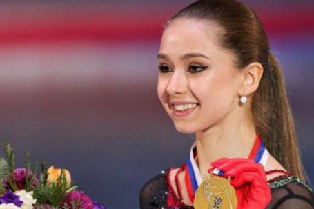 Nhan sắc 'vạn người mê' của nữ thần trượt băng Nga vừa thoát án doping ở Olympic mùa đông