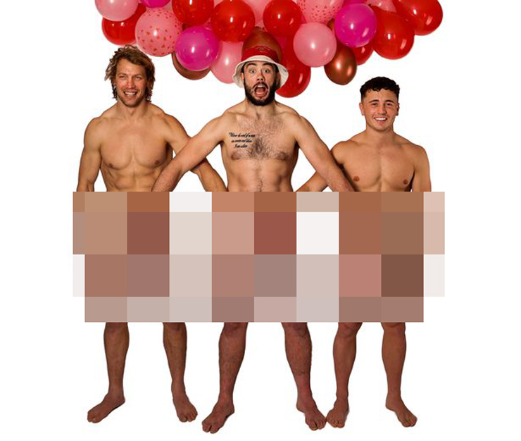 Họ tạo ra bộ ảnh "che chắn" cho nhau rất hài hước