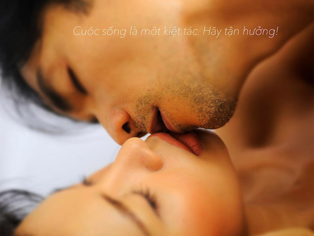 Phim - Cảnh lộ ngực trần trụi trong phim Việt 18+ khiến khán giả choáng váng