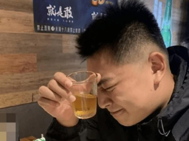 Bạn trẻ - Cuộc sống - Chàng trai đăng đàn cầu cứu dân tình vì bạn gái mang thai, biết chân tướng ai nấy đều bênh vực