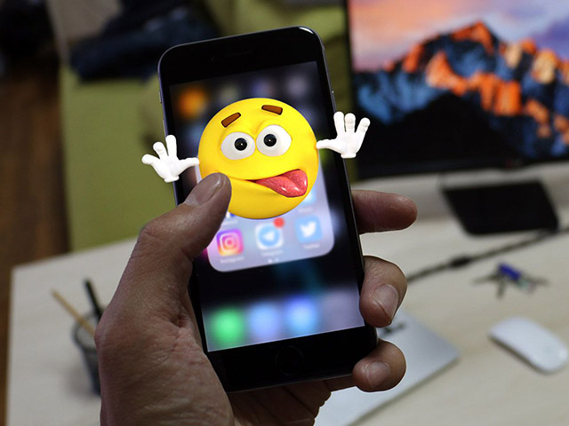 Công nghệ thông tin - Những ứng dụng iPhone vui nhộn giúp “chơi khăm” bạn bè