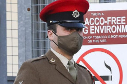 Thế giới - Khoe "của quý" với nữ binh sĩ, sĩ quan quân đội Anh bị trừng phạt