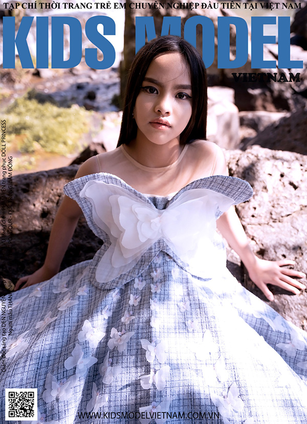 Thanh Nhi sở hữu gương mặt cá tính với đôi mắt to tròn